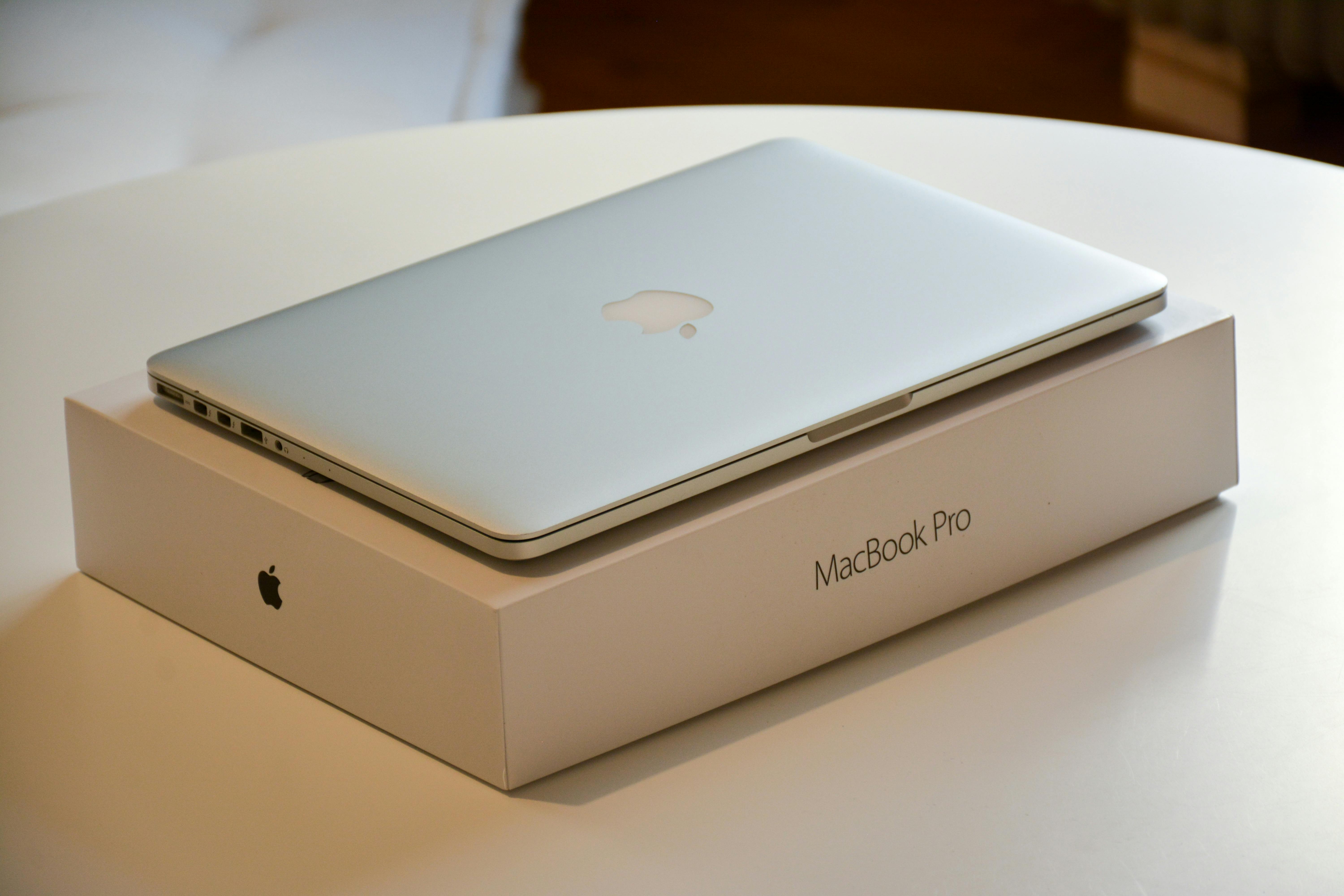 MacBook